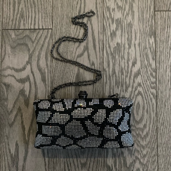 Beautiful Sparkly Clutch🤩✨ - Picture 3 of 10